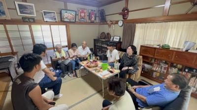 撮影前ミーテング写真