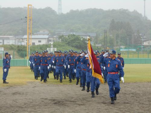 消防団行進